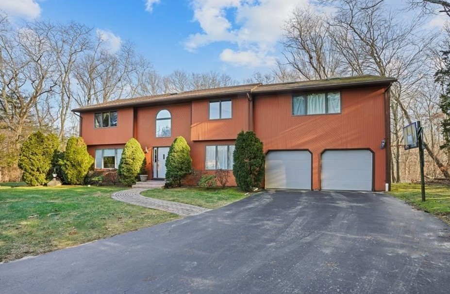 15 Jennifer Circle Cranston, RI 02921 - Photo 50 of 50 Welcome Home!