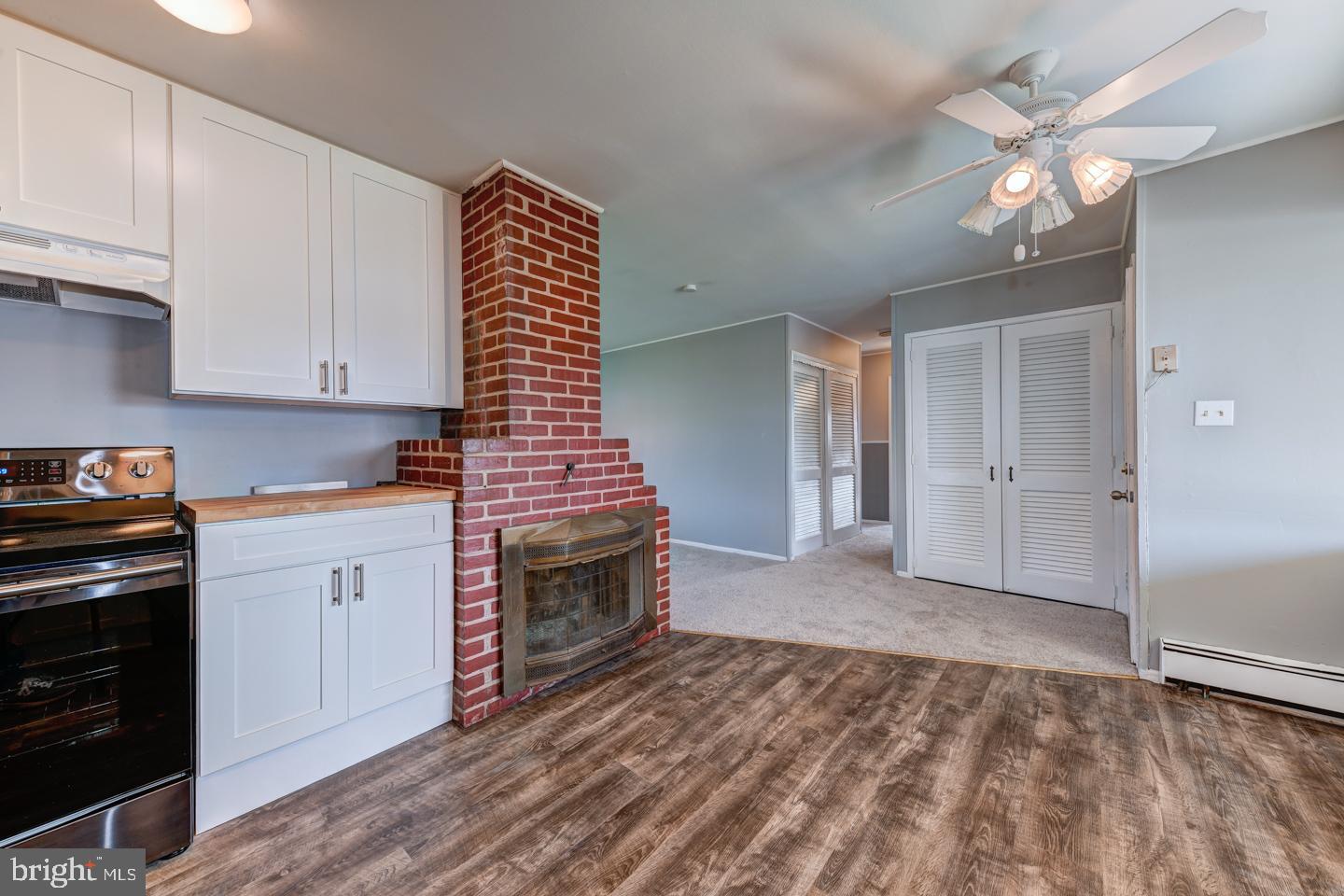 36 Butternut Road Levittown, PA 19057 - Photo 4 of 17 Gallery Image 4