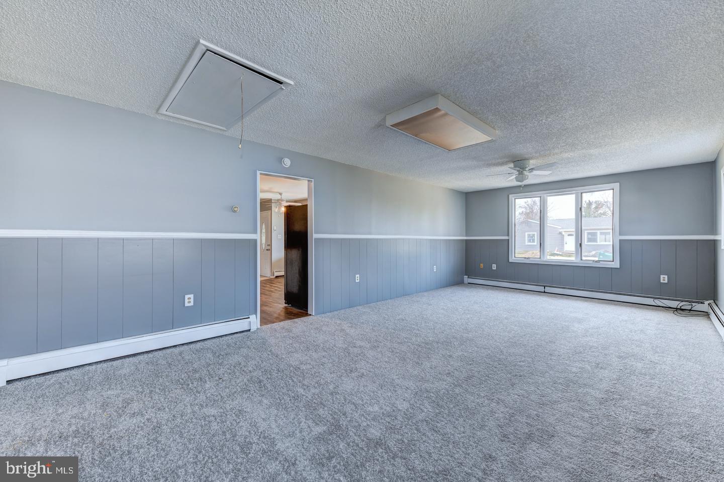 36 Butternut Road Levittown, PA 19057 - Photo 9 of 17 Gallery Image 9