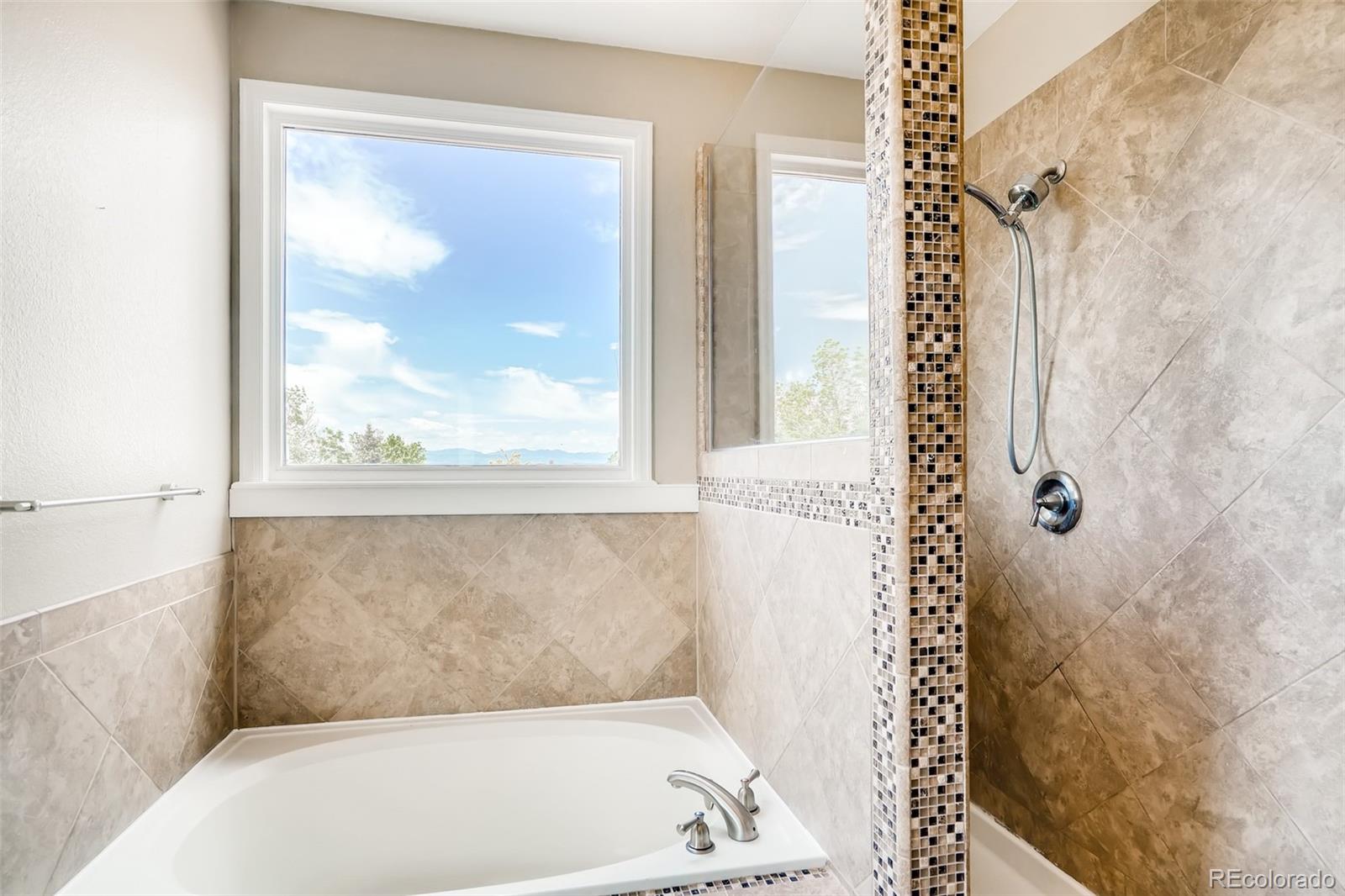 9361 Weatherstone Lane Highlands Ranch, CO 80126 - Photo 23 of 40 Gallery Image 23