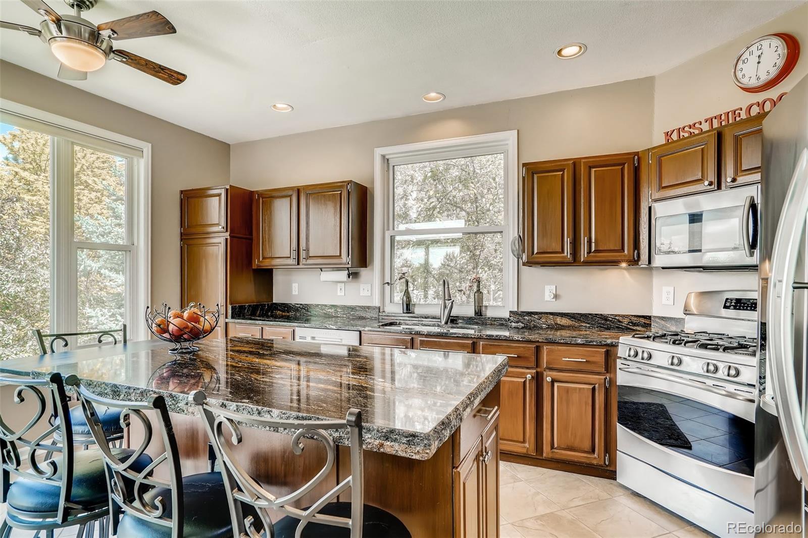 9361 Weatherstone Lane Highlands Ranch, CO 80126 - Photo 9 of 40 Gallery Image 9