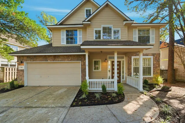 $489,900 | 82 North Apple Springs Circle, The Woodlands, TX 77382