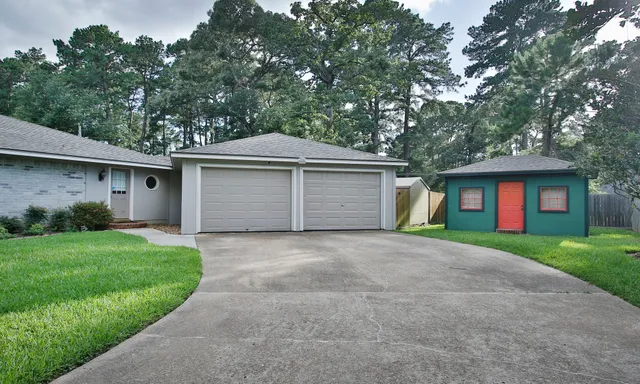 $539,900 | 2102 Candy Street, Pinehurst, TX 77362