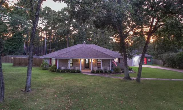 $539,900 | 2102 Candy Street, Pinehurst, TX 77362