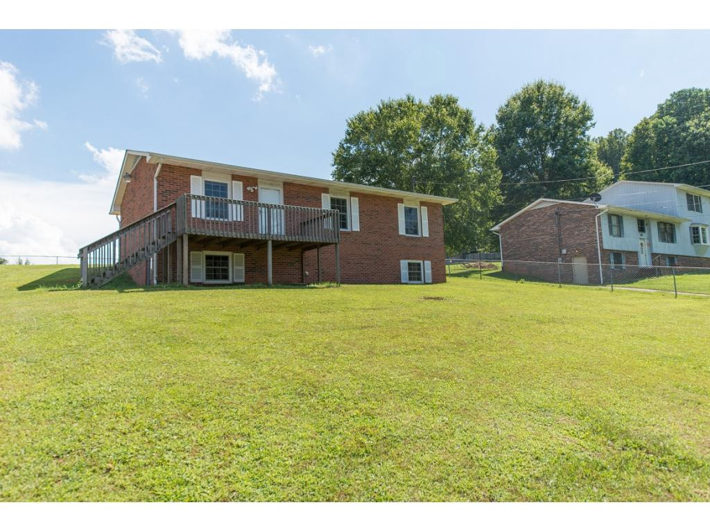 315 Silvers Chapel Road Blountville, TN 37617 - Photo 2 of 10 Photo 2