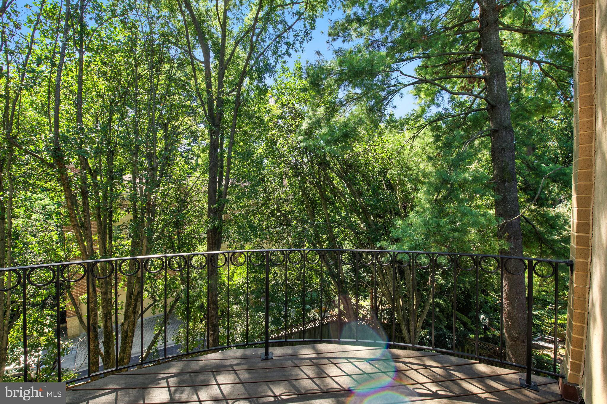 4730 Foxhall Crescent Northwest Washington, DC 20007 - Photo 35 of 37 a view of a balcony with an outdoor space