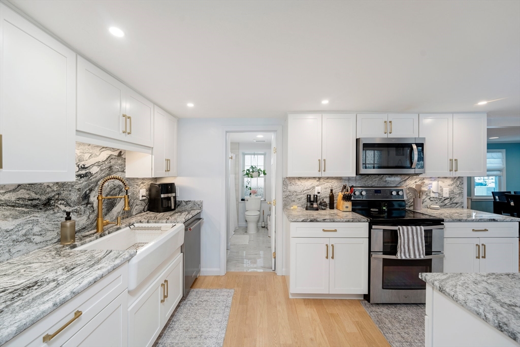 14 Boston Road Sutton, MA 01590 - Photo 9 of 18