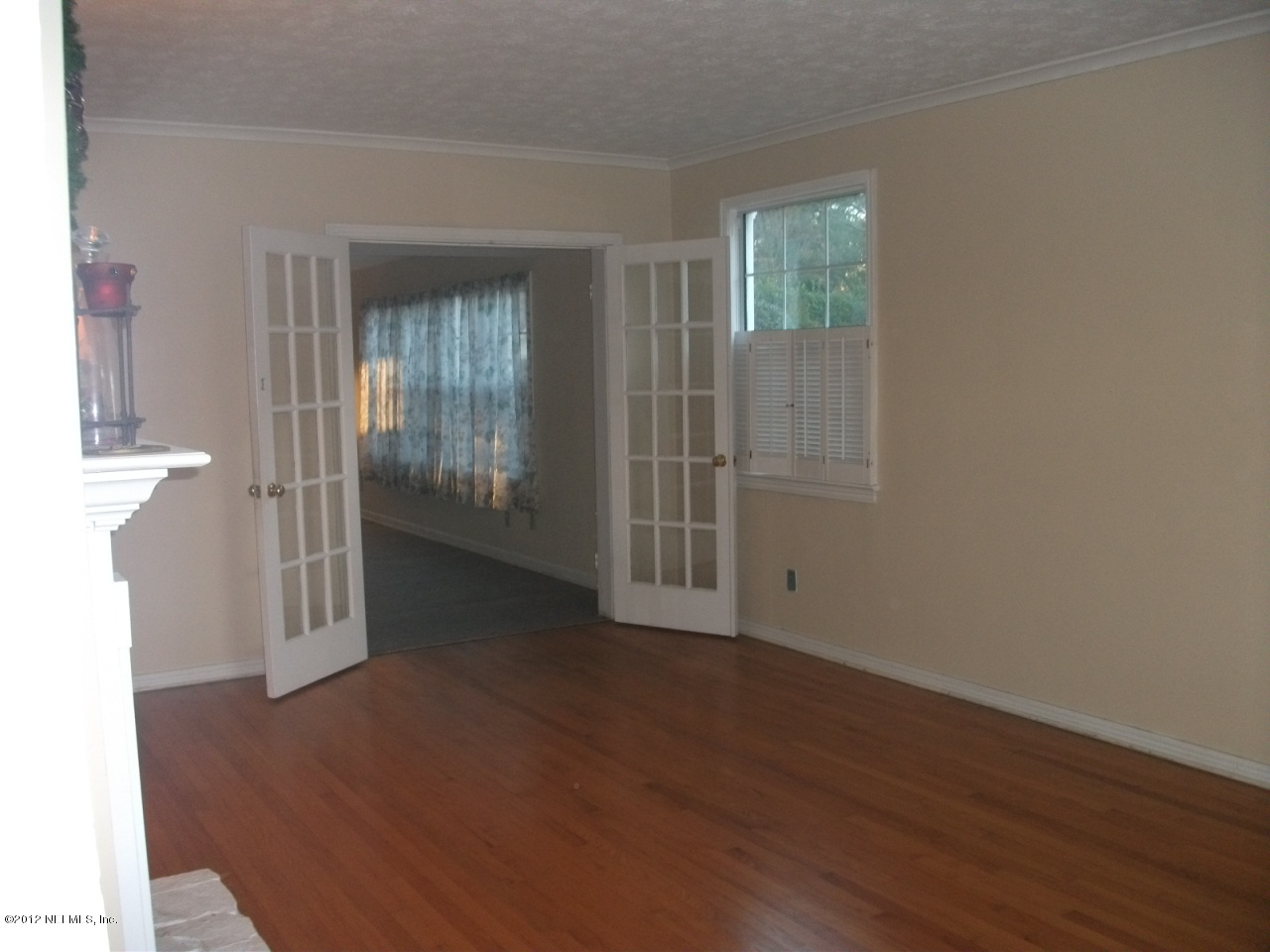1667 Charon Road Jacksonville, FL 32205 - Photo 17 of 30 LIVING ROOM