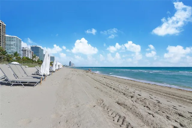 a view of a terrace view