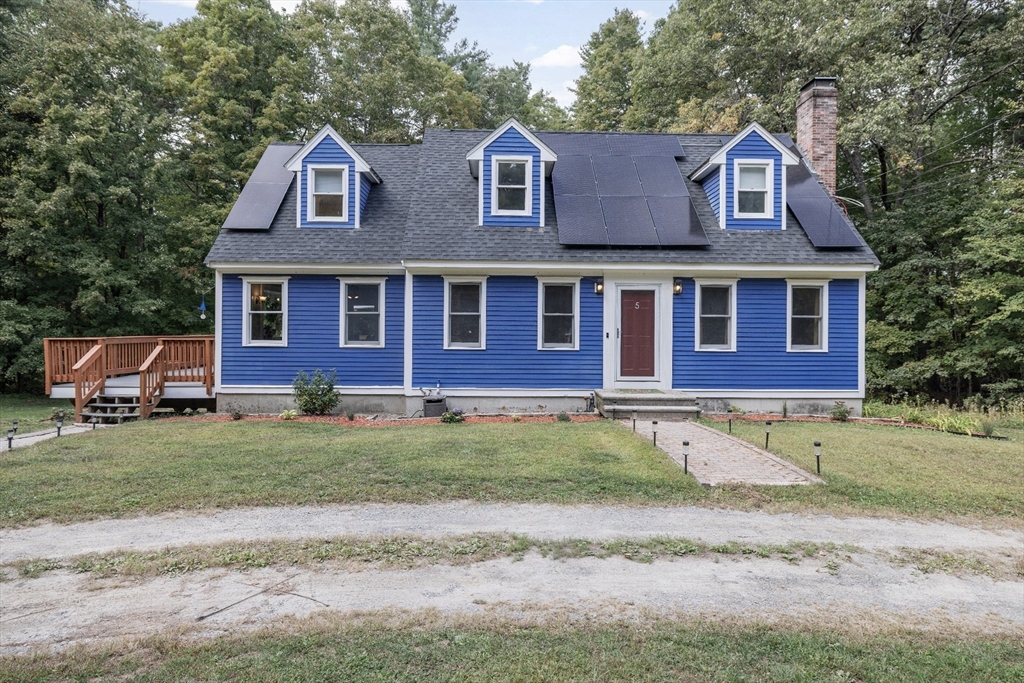 5 Friends Way Pepperell, MA 01463 - Photo 1 of 29 a front view of a house with a yard