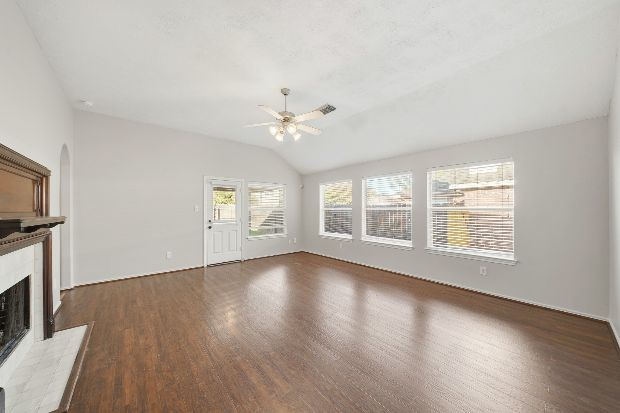 11811 Misty Peak Lane Humble, TX 77346 - Photo 16 of 26