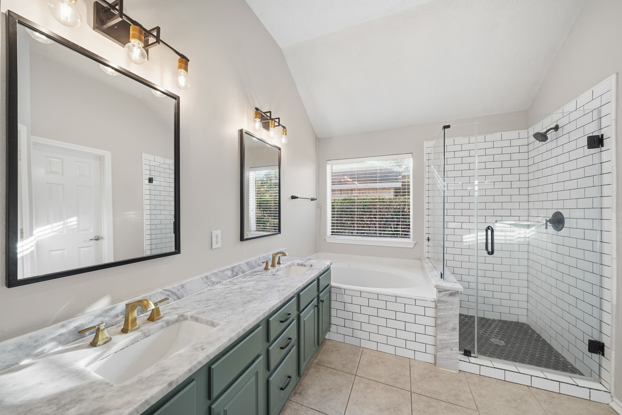 11811 Misty Peak Lane Humble, TX 77346 - Photo 23 of 26