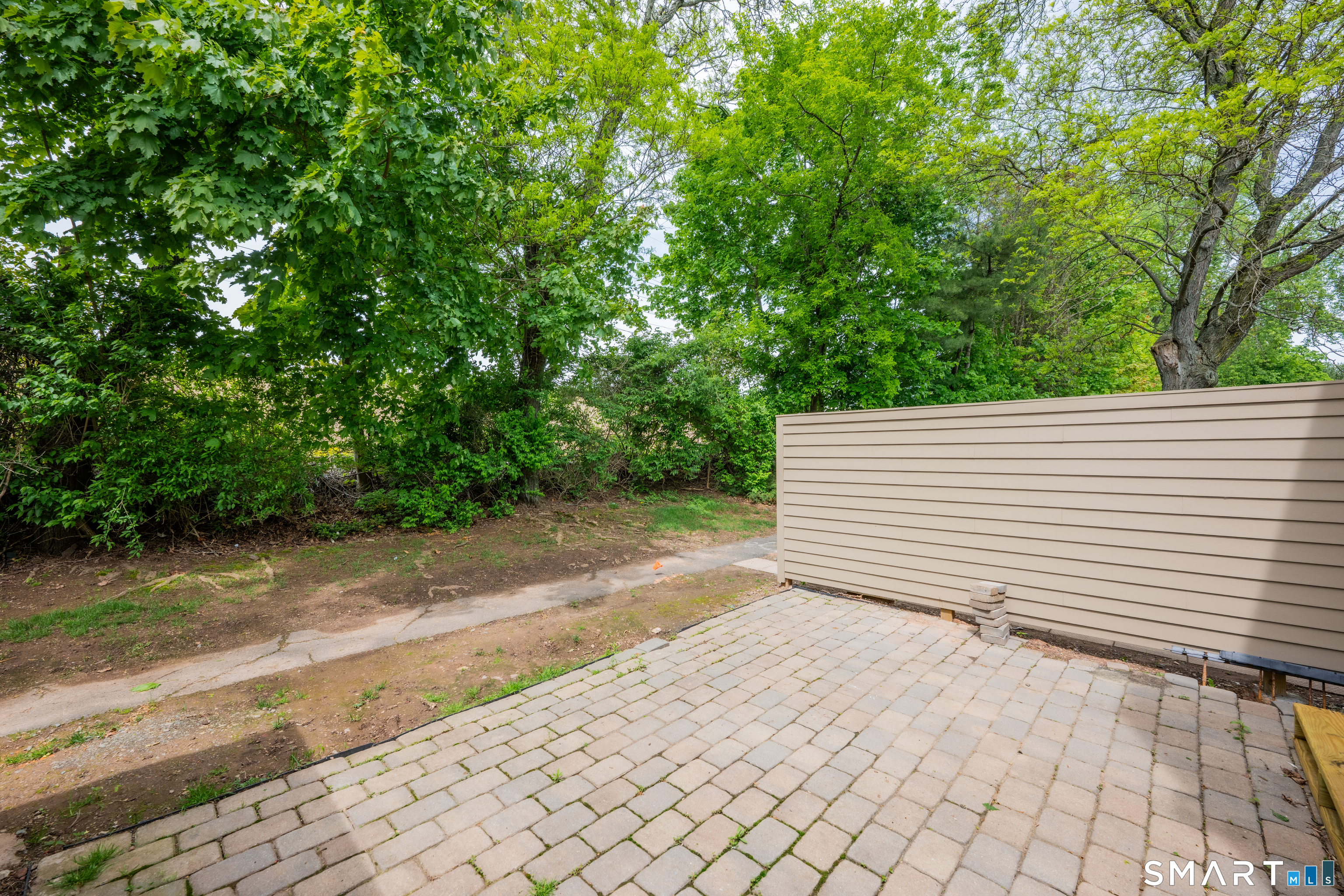 185 Spring Street, Unit 185 Wethersfield, CT 06109 - Photo 33 of 36