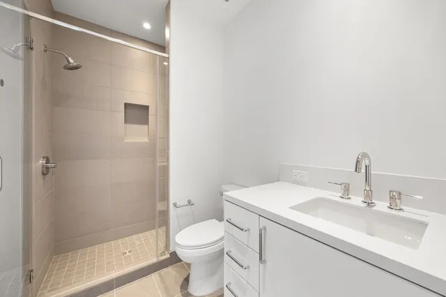 $1,395,000 | 2323 West Main Street, Unit 506, Houston, TX 77098