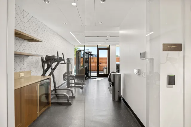 $1,395,000 | 2323 West Main Street, Unit 506, Houston, TX 77098