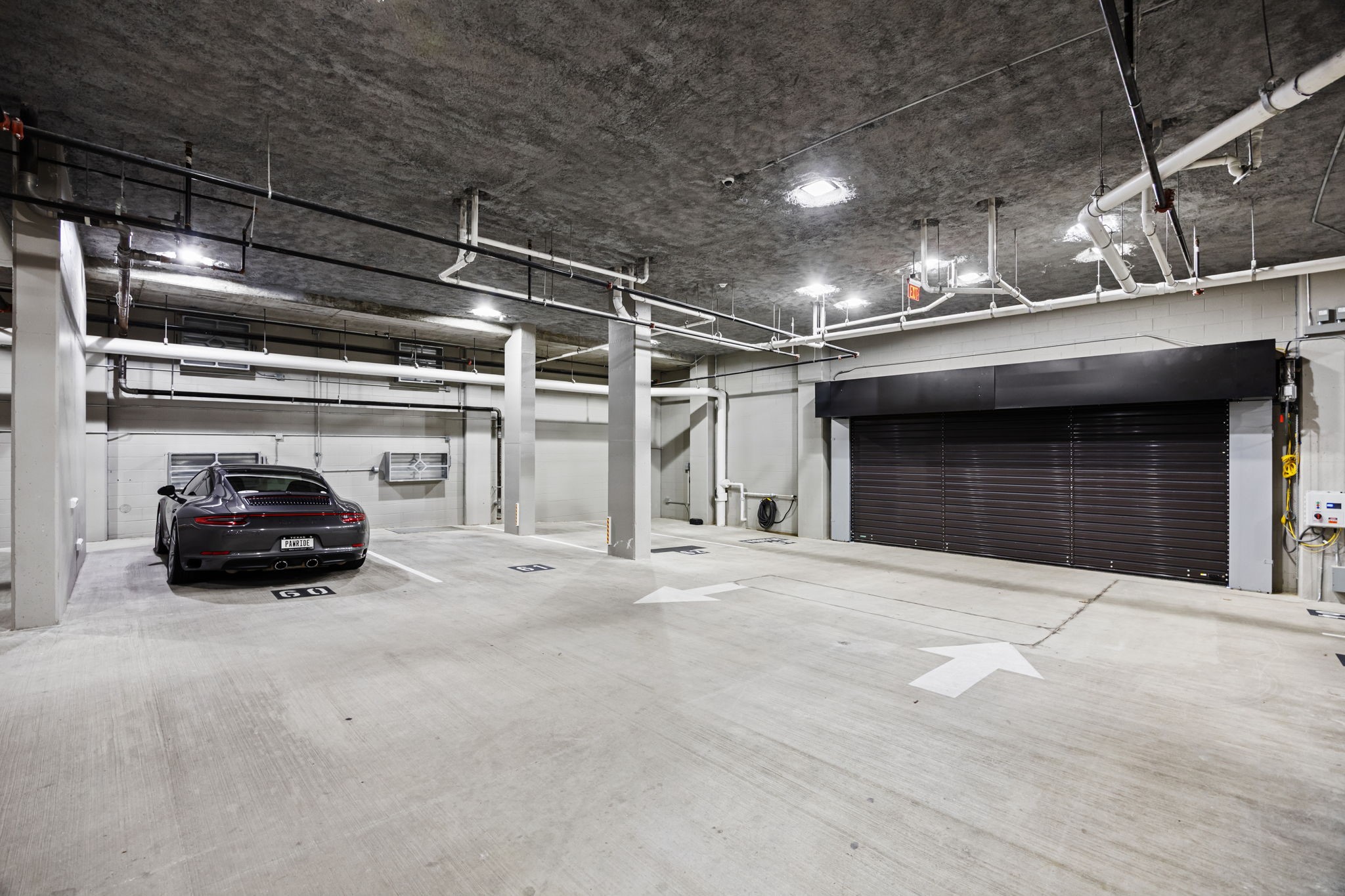 2323 West Main Street, Unit 506 Houston, TX 77098 - Photo 30 of 32 Close to the entrance.