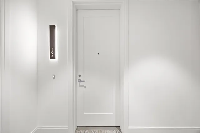 $1,395,000 | 2323 West Main Street, Unit 506, Houston, TX 77098