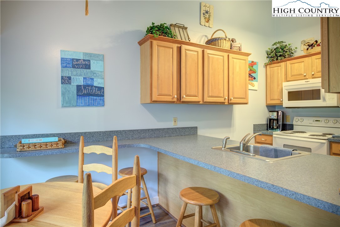 149 Slope View Road, Unit C11 Sugar Mountain, NC 28604 - Photo 11 of 22 Gallery Image 11