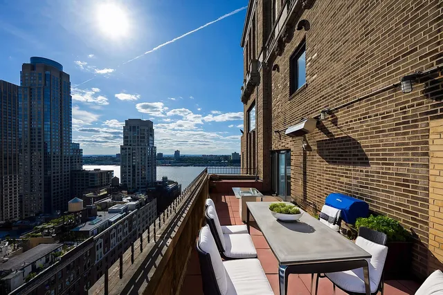 $3,495,000 | 263 West End Avenue, Unit PH22 | Upper West Side