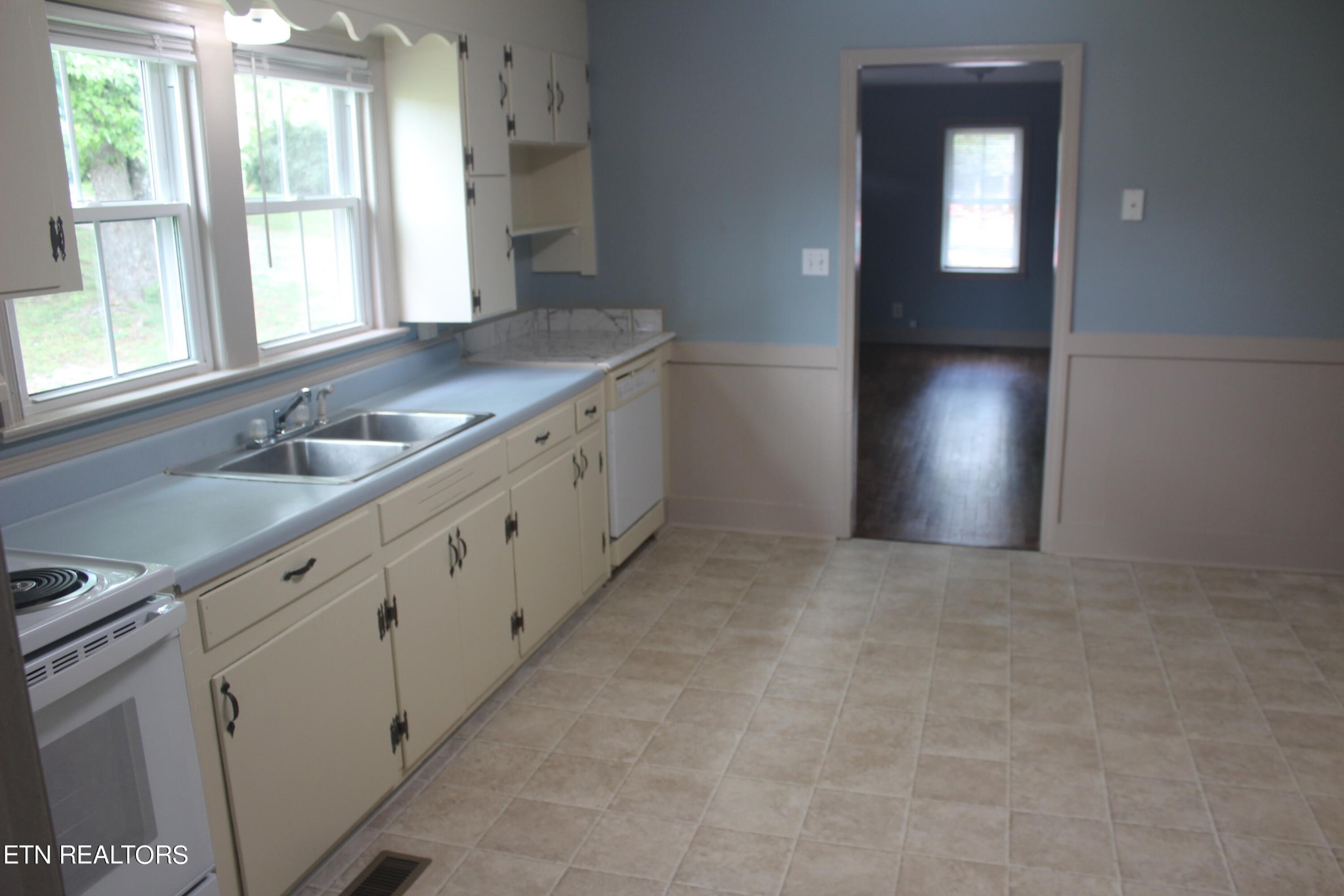 531 North Trigonia Road Greenback, TN 37742 - Photo 8 of 16 a bathroom with a sink and a mirror