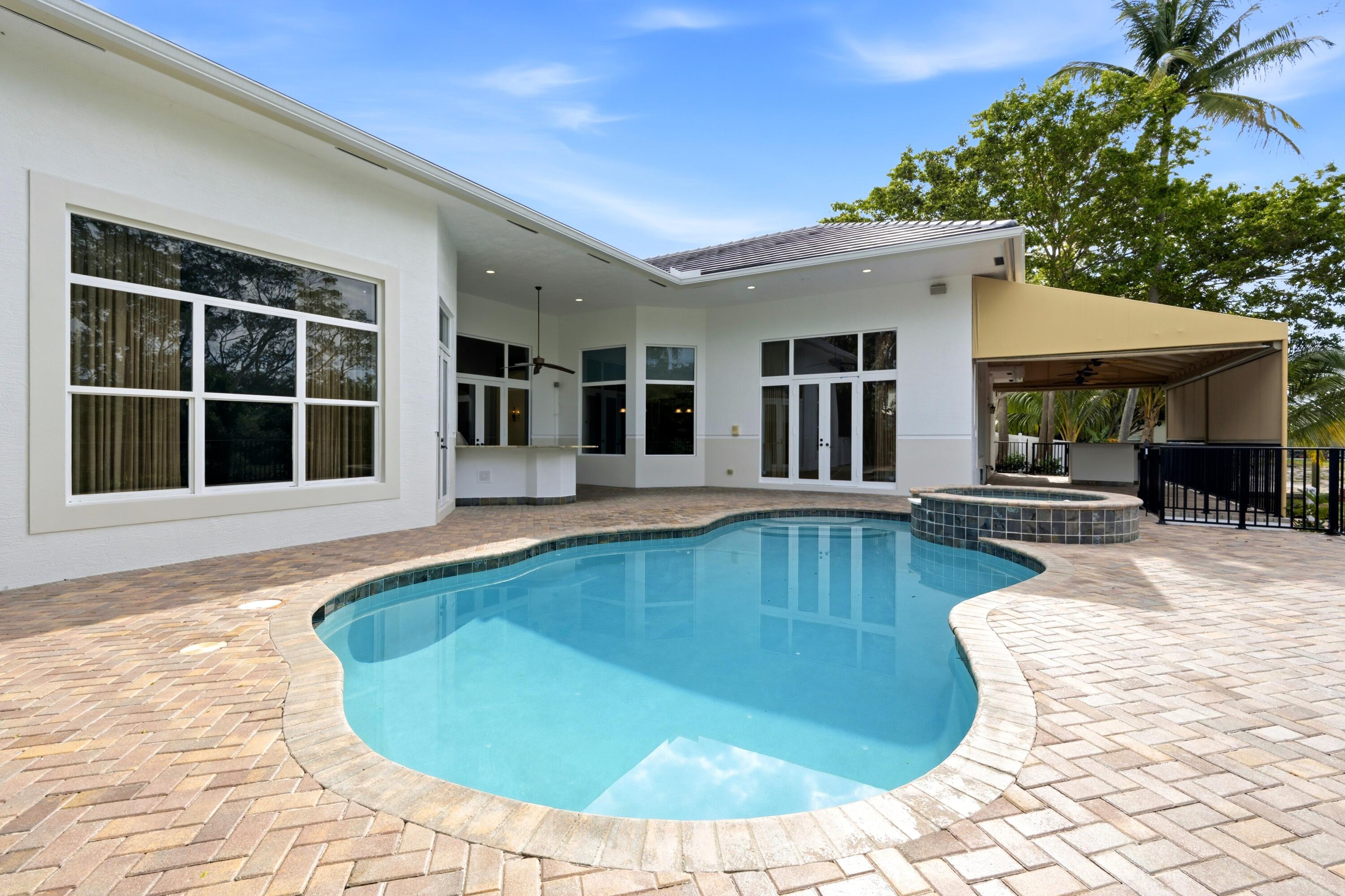 608 Inlet Road North Palm Beach, FL 33408 - Photo 38 of 62 POOL AND SPA