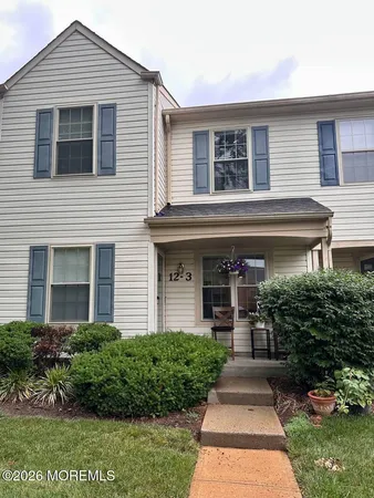 $3,300 | 12 Stuart Drive, Unit 3, Freehold, NJ 07728