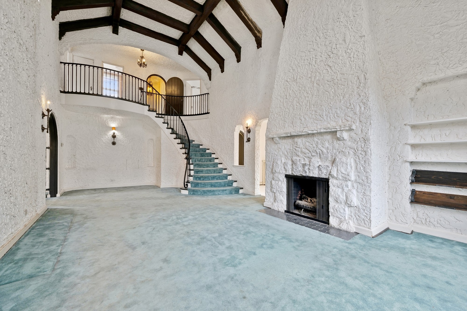 625 Ridge Avenue Evanston, IL 60202 - Photo 8 of 33 Gallery Image 8