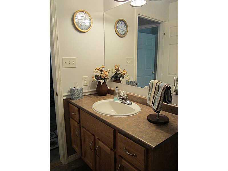 101 The Woods Road Union, ME 04862 - Photo 12 of 27 Bathroom.