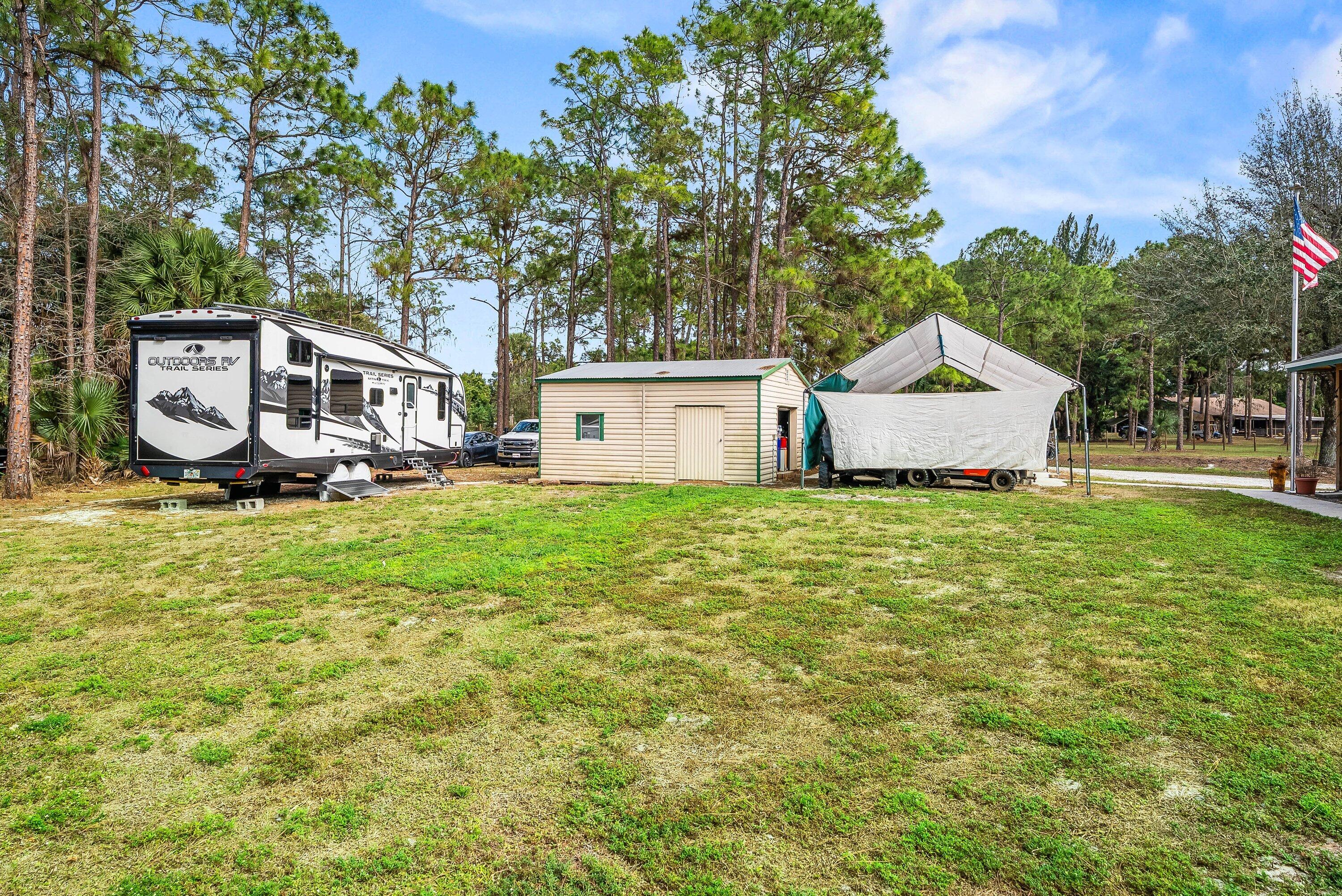 2195 F Road Loxahatchee Groves, FL 33470 - Photo 36 of 54 036-2195FRoad-LoxahatcheeGroves-FL-33470