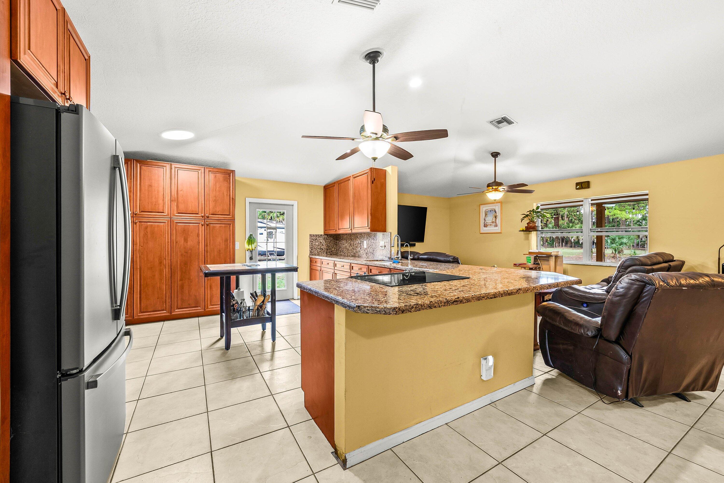 2195 F Road Loxahatchee Groves, FL 33470 - Photo 8 of 54 008-2195FRoad-LoxahatcheeGroves-FL-33470