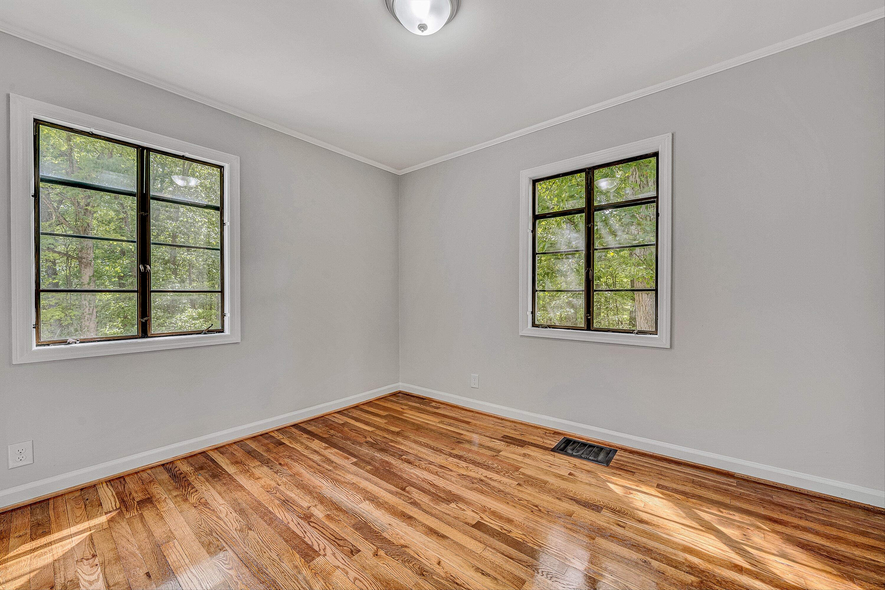 730 Texas Hollow Road Salem, VA 24153 - Photo 17 of 39 a view of empty room with window