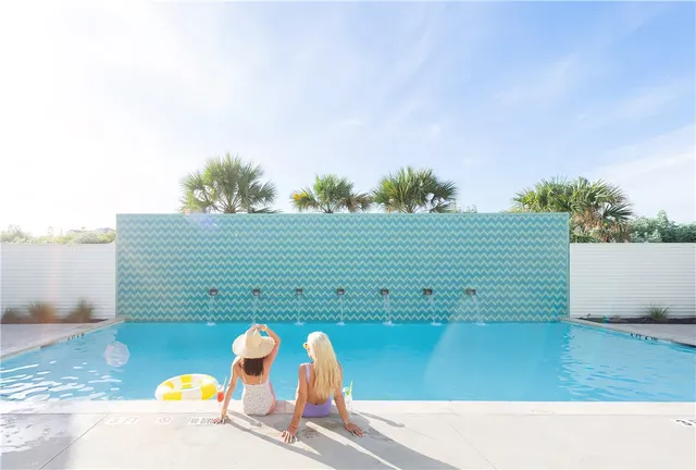 $659,000 | 673 Center Square South, Unit 21, Port Aransas, TX 78373