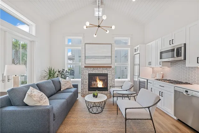 $659,000 | 673 Center Square South, Unit 21, Port Aransas, TX 78373