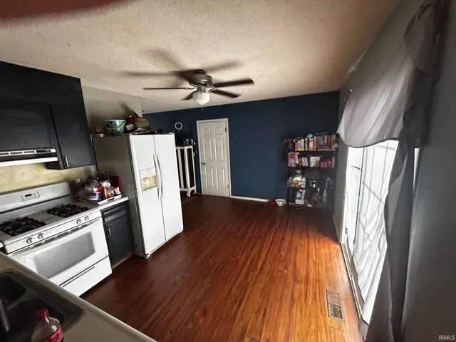 $109,900 | 2007 South Victoria Drive, Muncie, IN 47302