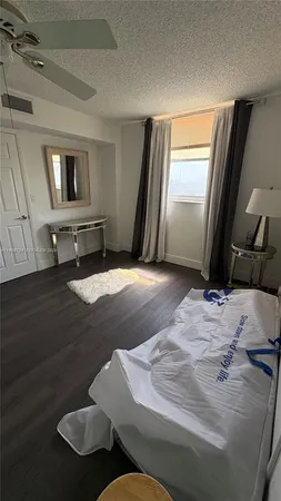 $3,000 | 299 Northwest 52nd Terrace, Unit PHX, Boca Raton, FL 33487
