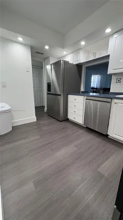 $3,000 | 299 Northwest 52nd Terrace, Unit PHX, Boca Raton, FL 33487