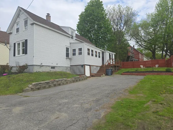 $224,999 | 6 Linden Street, Waterville, ME 04901