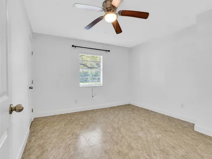 $425,000 | 3413 County Road 326, Alvin, TX 77511