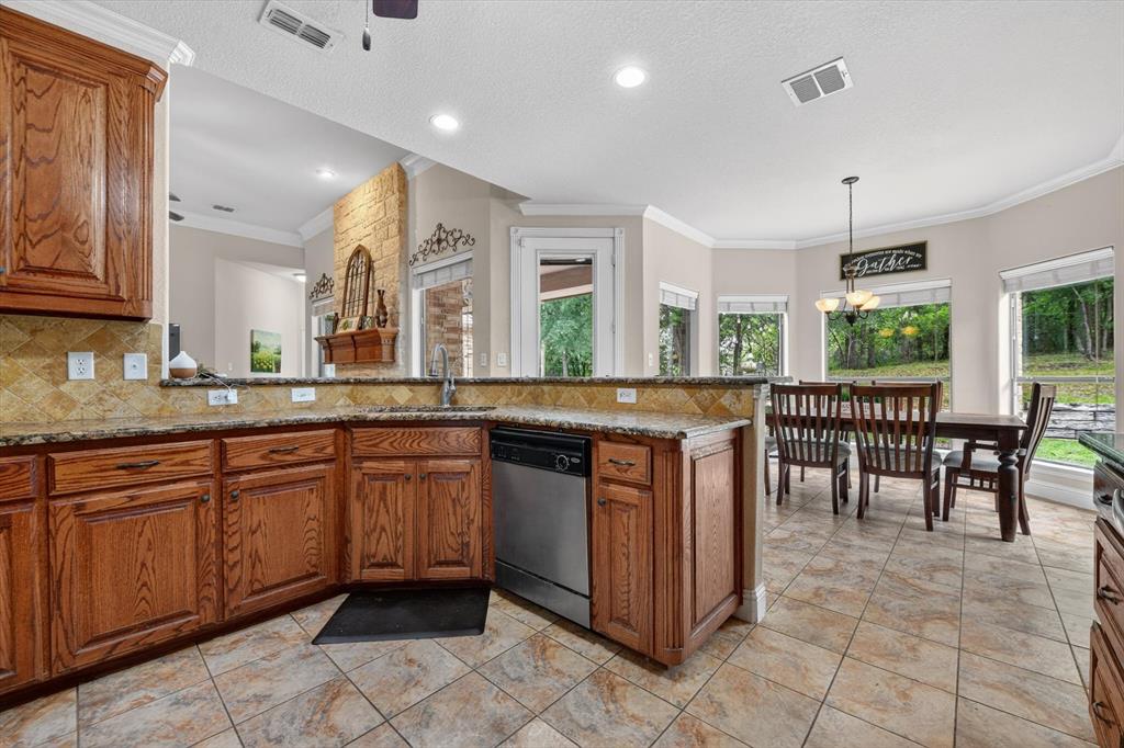 141 North Natural Spring Lane Azle, TX 76020 - Photo 18 of 39