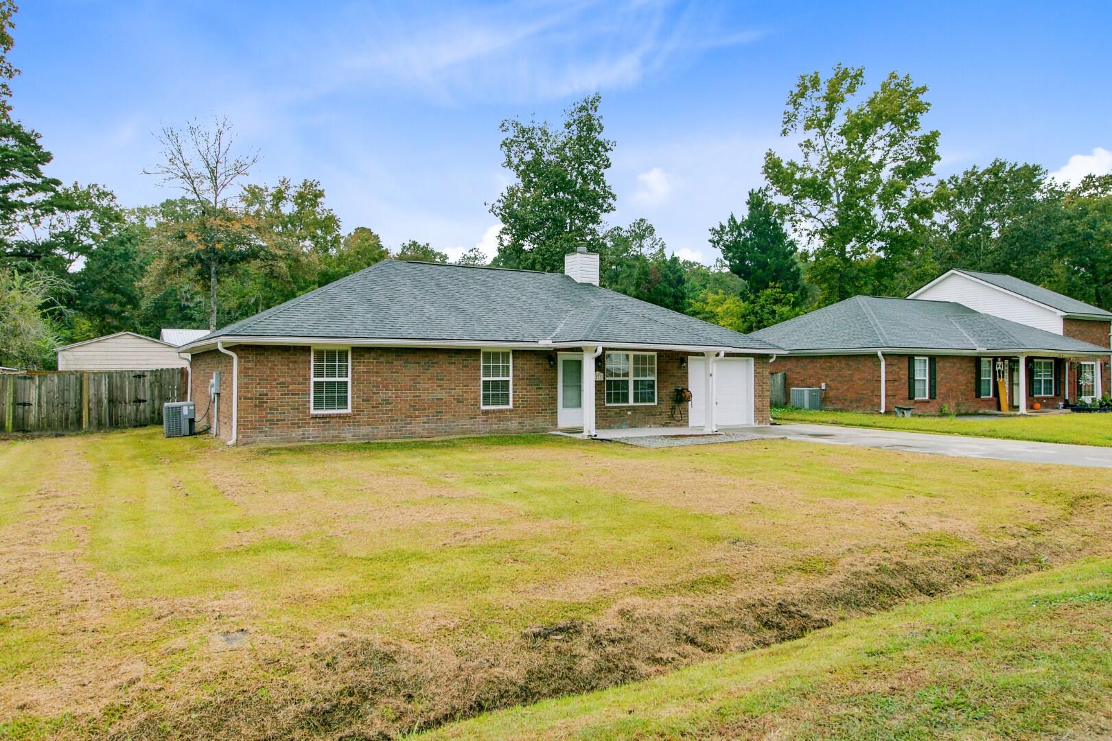 1232 State Rd S-8-806 Moncks Corner, SC 29461 - Photo 2 of 33 3