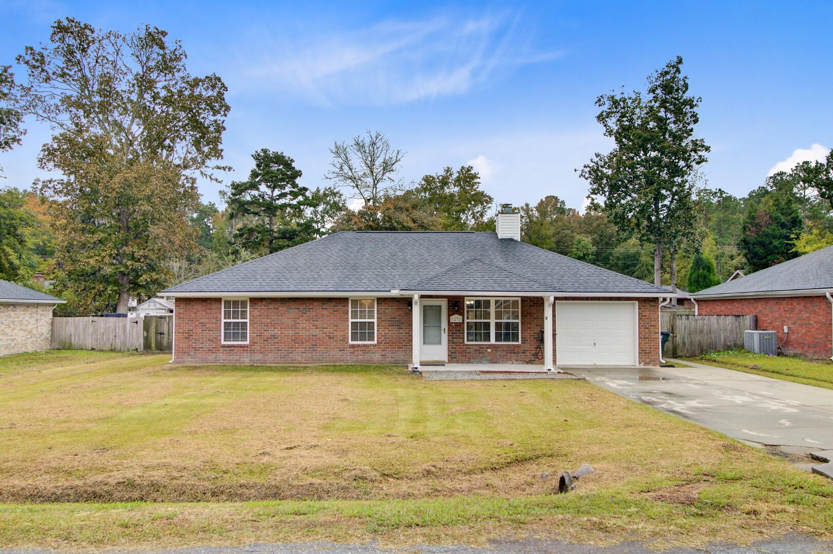 1232 State Rd S-8-806 Moncks Corner, SC 29461 - Photo 4 of 33 2