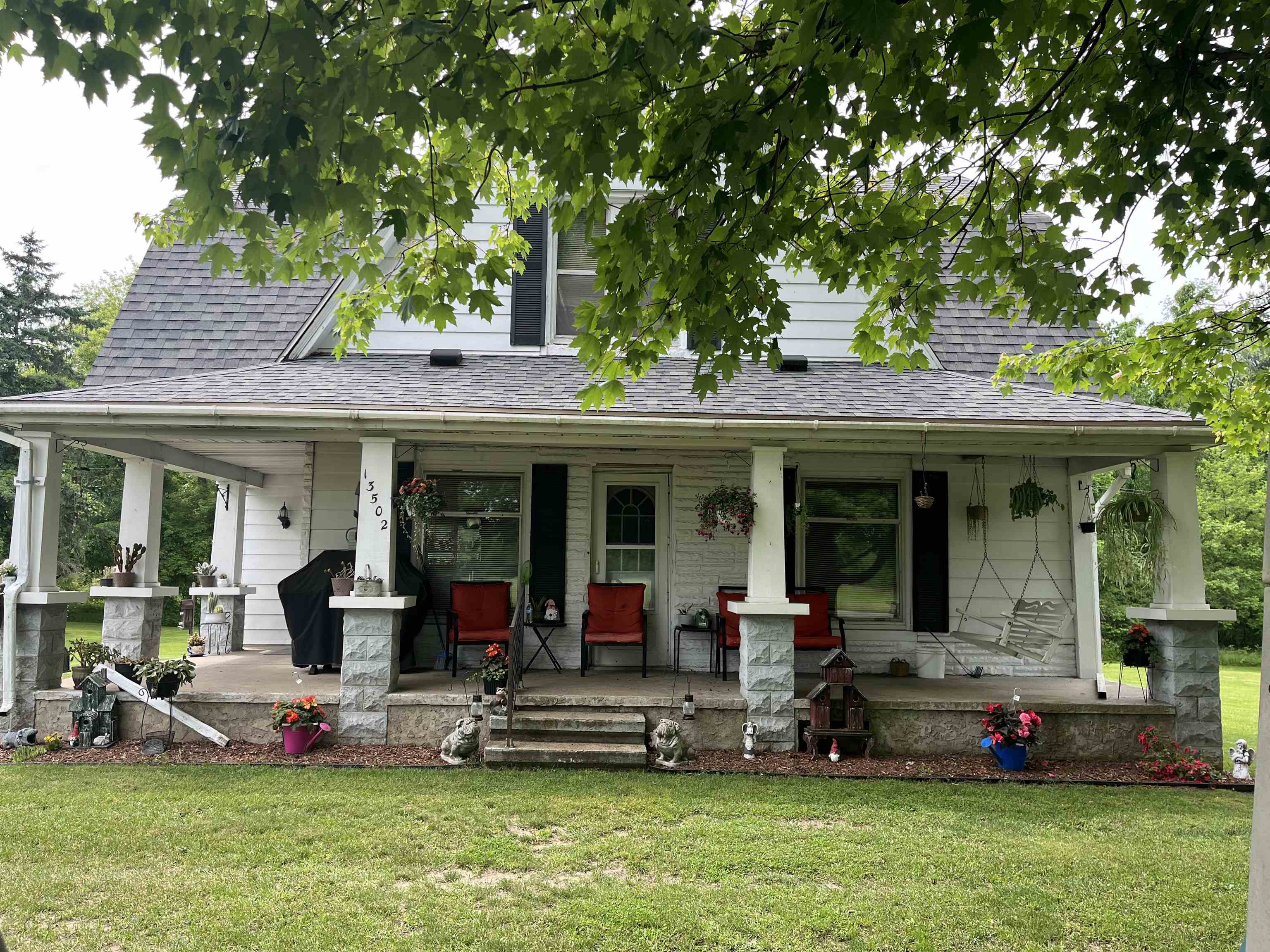 13502 Fowler Road Chesaning, MI 48616 - Photo 2 of 28 50143225-2fd55b8c-ba5b-498f-81bd-ca393a8547be.JPG