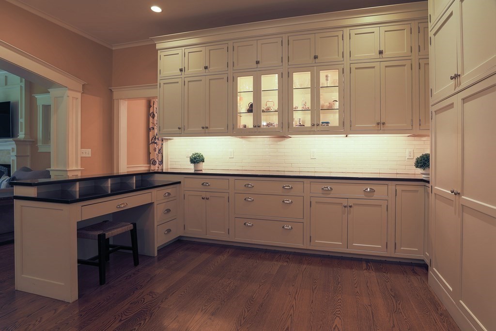 110 Bellevue Road Swampscott, MA 01907 - Photo 12 of 41 Gallery Image 12