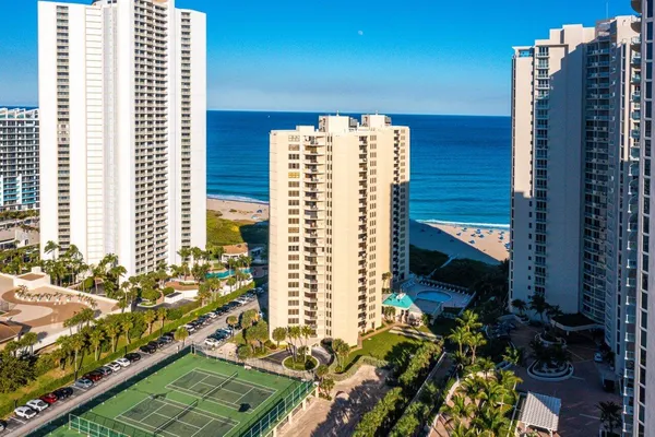 $3,500 | 2800 North Ocean Drive, Unit B4A, Singer Island, FL 33404