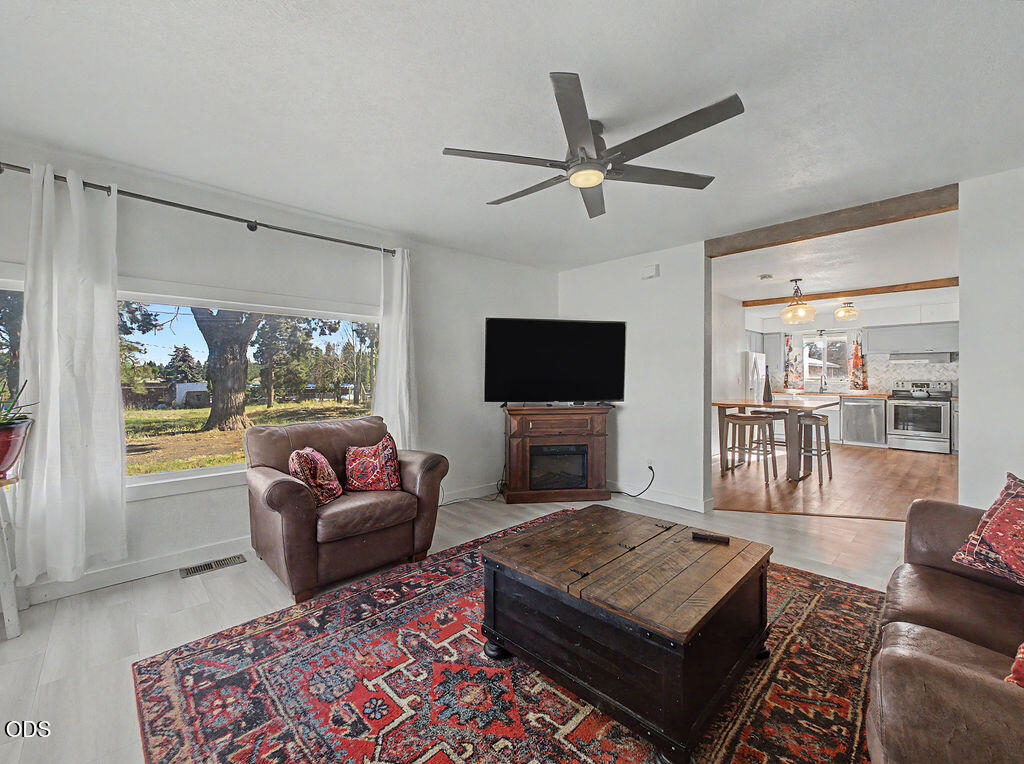 3330 Orindale Road Klamath Falls, OR 97601 - Photo 7 of 46