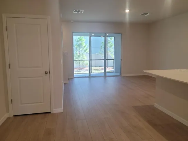 $2,800 | 11815 Davis Drive, Largo, FL 33774