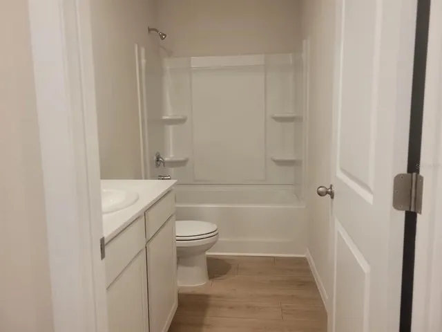 $2,800 | 11815 Davis Drive, Largo, FL 33774