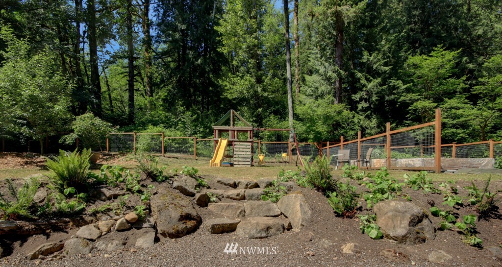 16430 Kelly Road Northeast Duvall, WA 98019 - Photo 14 of 22 Gallery Image 14