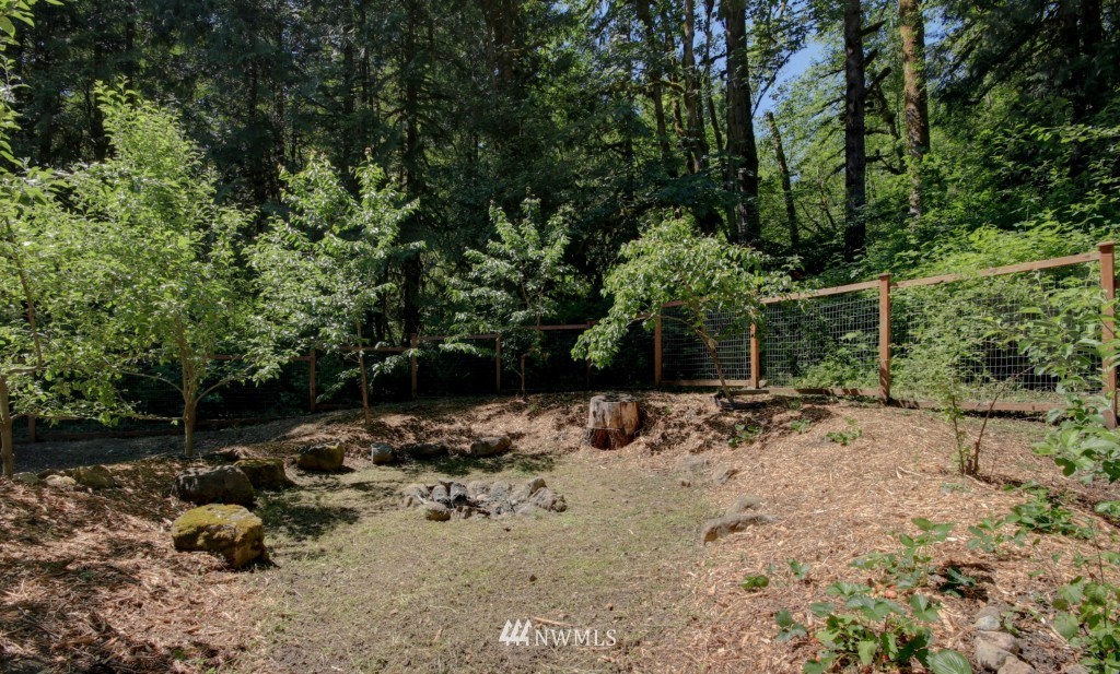 16430 Kelly Road Northeast Duvall, WA 98019 - Photo 16 of 22 Gallery Image 16