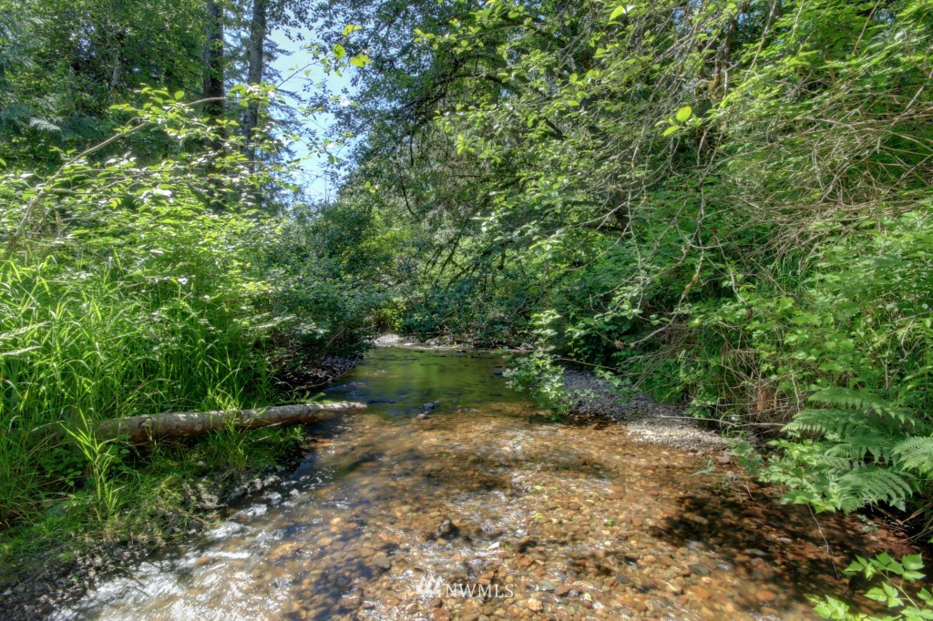 16430 Kelly Road Northeast Duvall, WA 98019 - Photo 20 of 22 Gallery Image 20